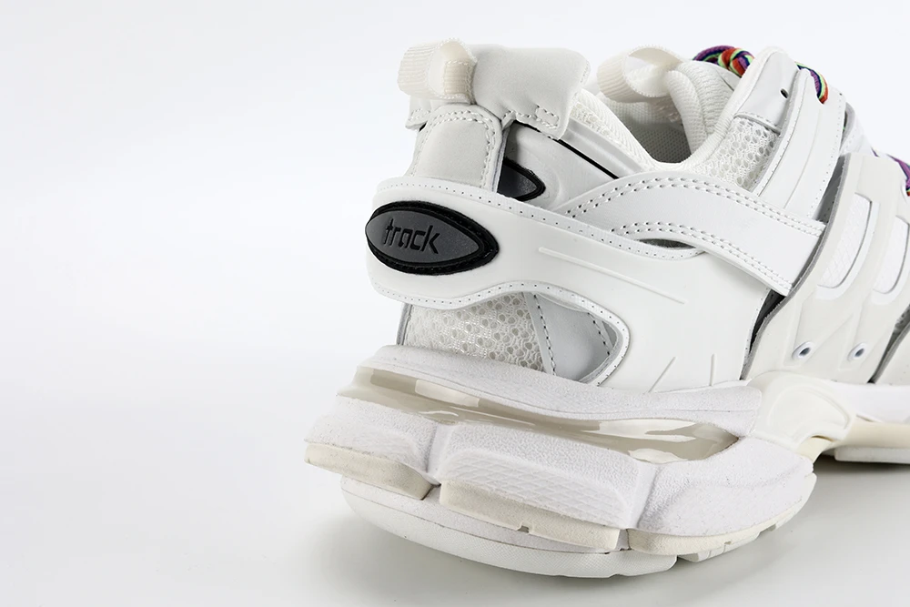 YESKICKS Balenciaga Track Sneaker Replica - Image 8
