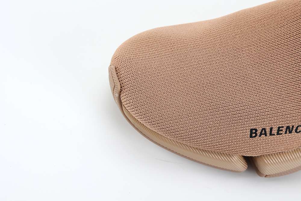 YESKICKS Balenciaga Speed Trainer Replica Sneaker - Image 4