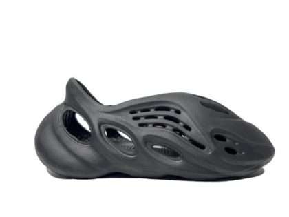 YESKICKS Yeezy Foam Runner ‘Onyx’Replica HP8739