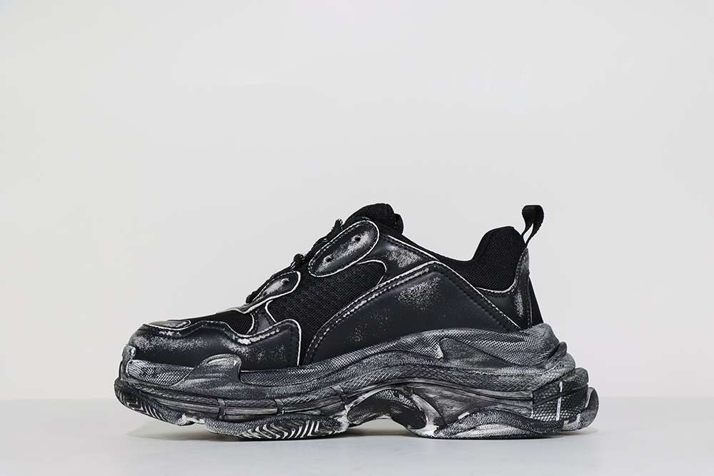 YESKICKS Balenciaga Triple S Clear Sole Sneaker Replica - Image 3