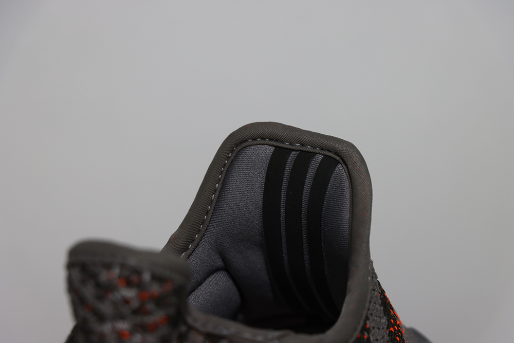 YESKICKS Adidas Yeezy Boost 350 V2 Beluga Reflective Replica GW1229 - Image 6