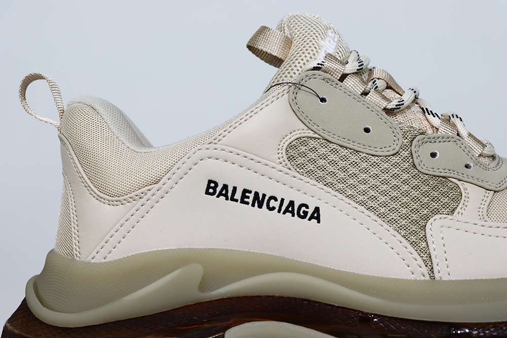 YESKICKS Balenciaga Triple S Clear Sole Sneaker Replica - Image 6