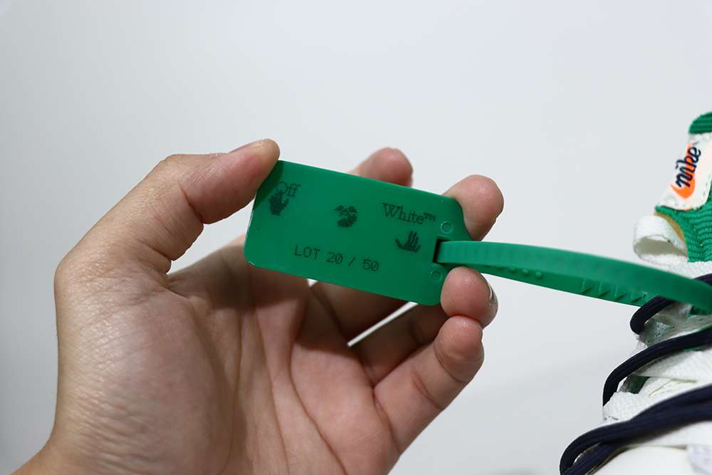 OFF-WHITE X DUNK LOW ‘LOT 20 OF 50’Replica DJ0950-115 - Image 5