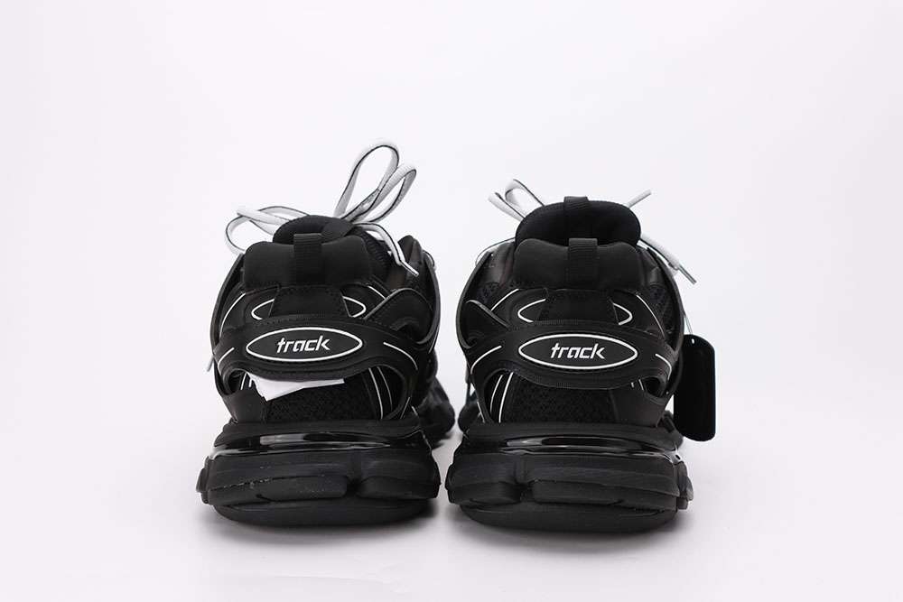 YESKICKS Balenciaga Track Sneaker Replica - Image 4
