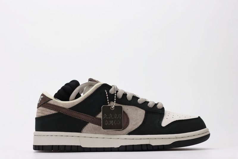 Otomo Katsuhiro x Nike SB Dunk Low Steamboy OST Grey Brown Mocha LF0039-003 - Image 2