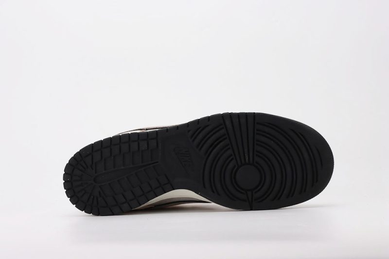 Otomo Katsuhiro x Nike SB Dunk Low Steamboy OST White Black LF0039-006 - Image 6