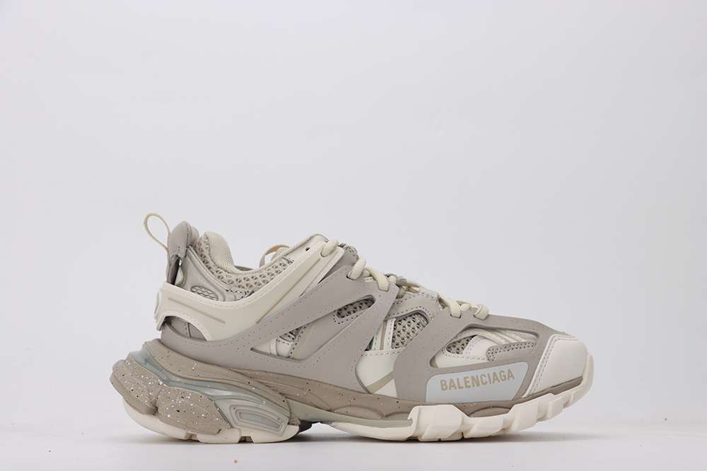 YESKICKS Balenciaga Track Sneaker Replica - Image 2