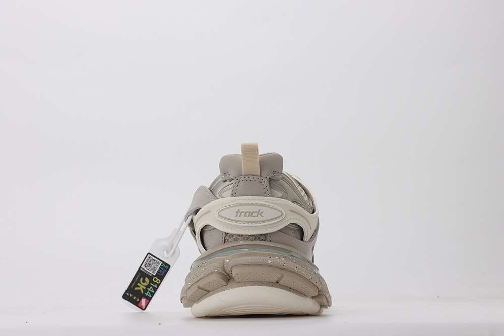 YESKICKS Balenciaga Track Sneaker Replica - Image 4