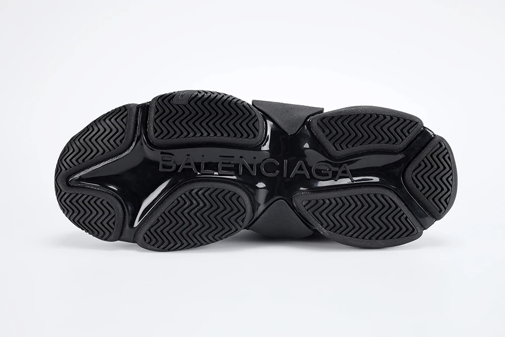 YESKICKS Balenciaga Triple S Clear Sole Sneaker Replica - Image 3