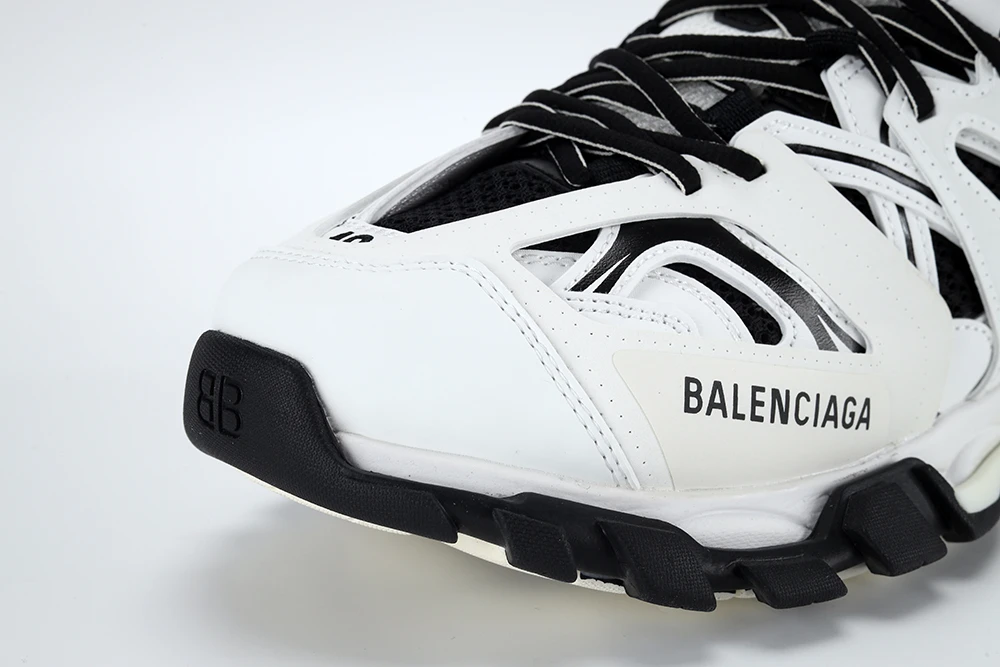 YESKICKS Balenciaga Track Sneaker Replica - Image 5