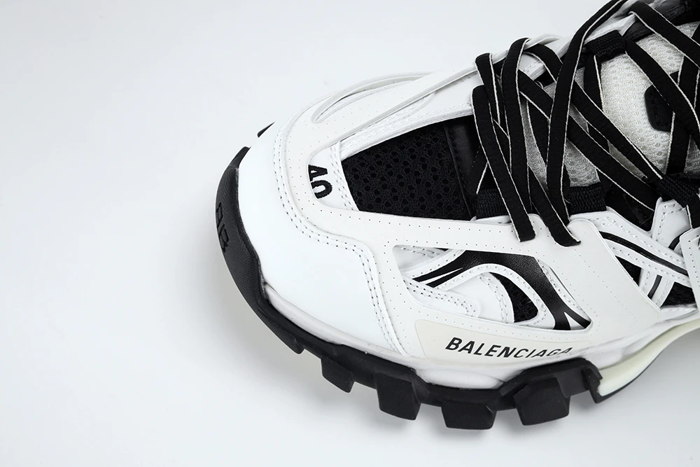 YESKICKS Balenciaga Track Sneaker Replica - Image 7