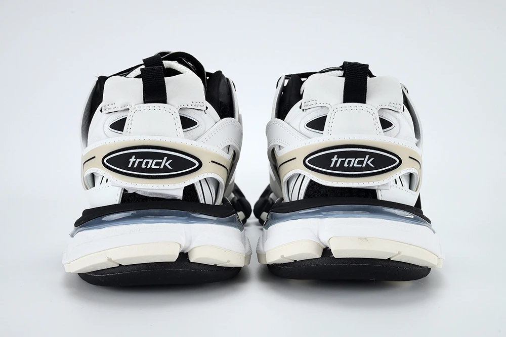 YESKICKS Balenciaga Track Sneaker Replica - Image 9