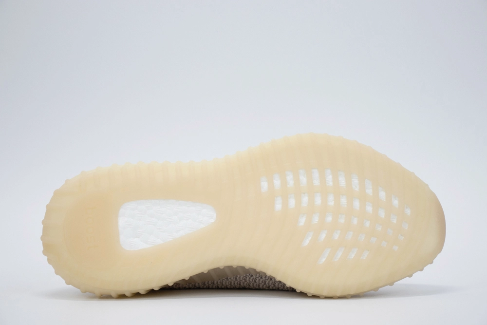 YESKICKS Adidas Yeezy Boost 350 V2 Synth (Reflective) Replica FV5666 - Image 3